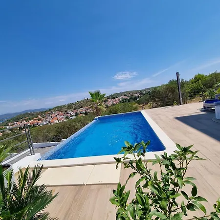 View With Pool Casa de Férias *